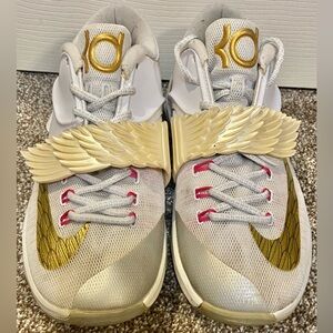 Nike KD 7 PRM Aunt Pearl 706858-176 Mens Size 8 Womens Size 9.5 Breast Cancer
